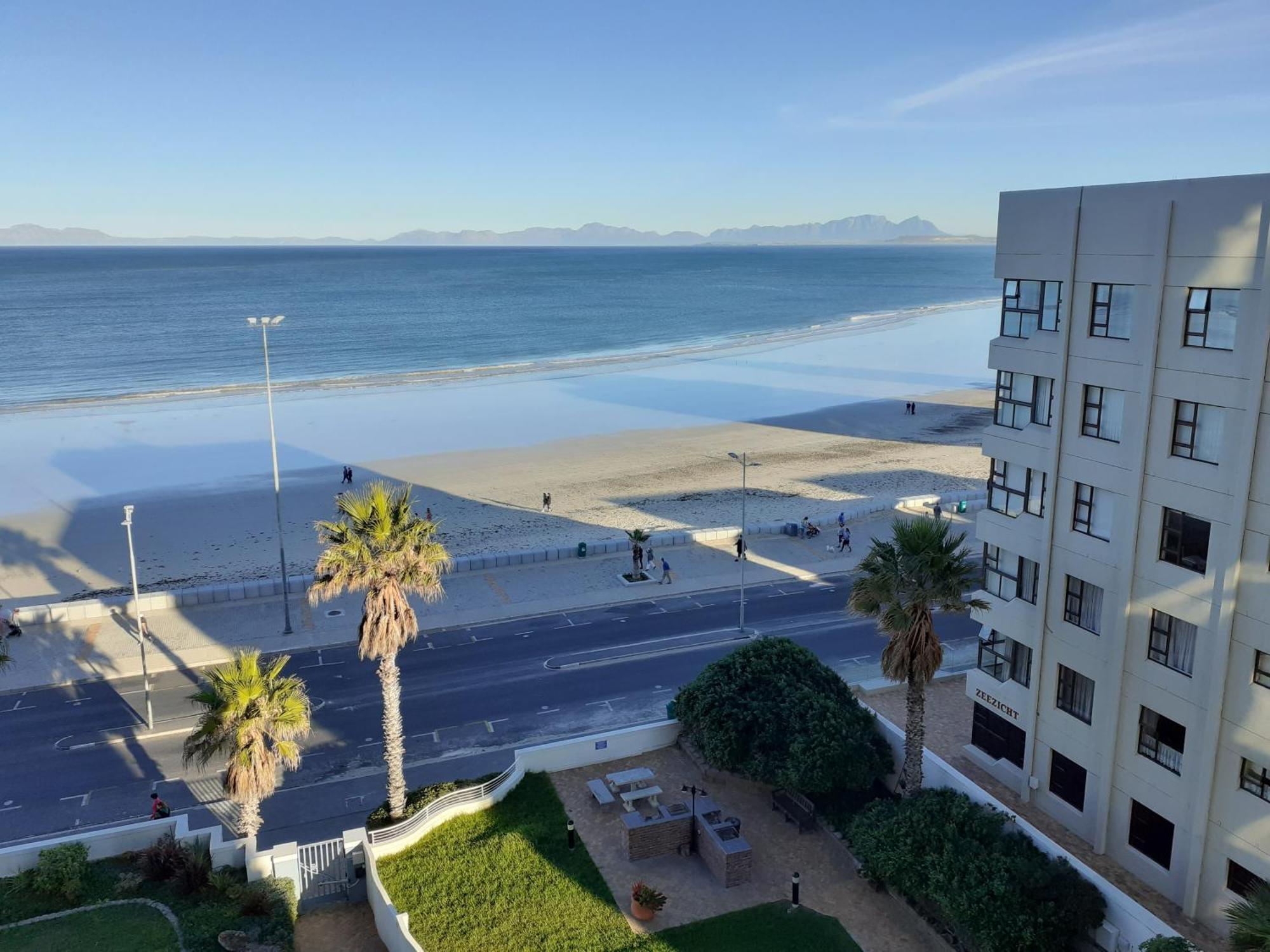 Beach Front Property Странд Экстерьер фото